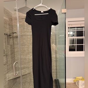 Elegant Black Maxi Dress
